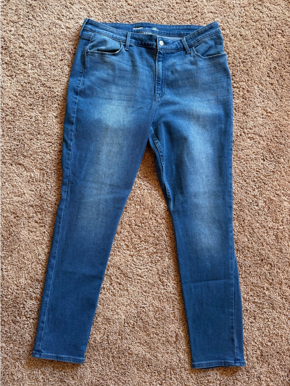 NWOT - Old Navy High waisted skinny Jeans 16